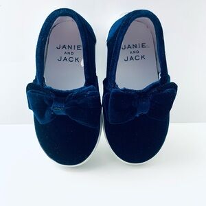 Janie and Jack Navy Blue Velour Slip-Ons size 5